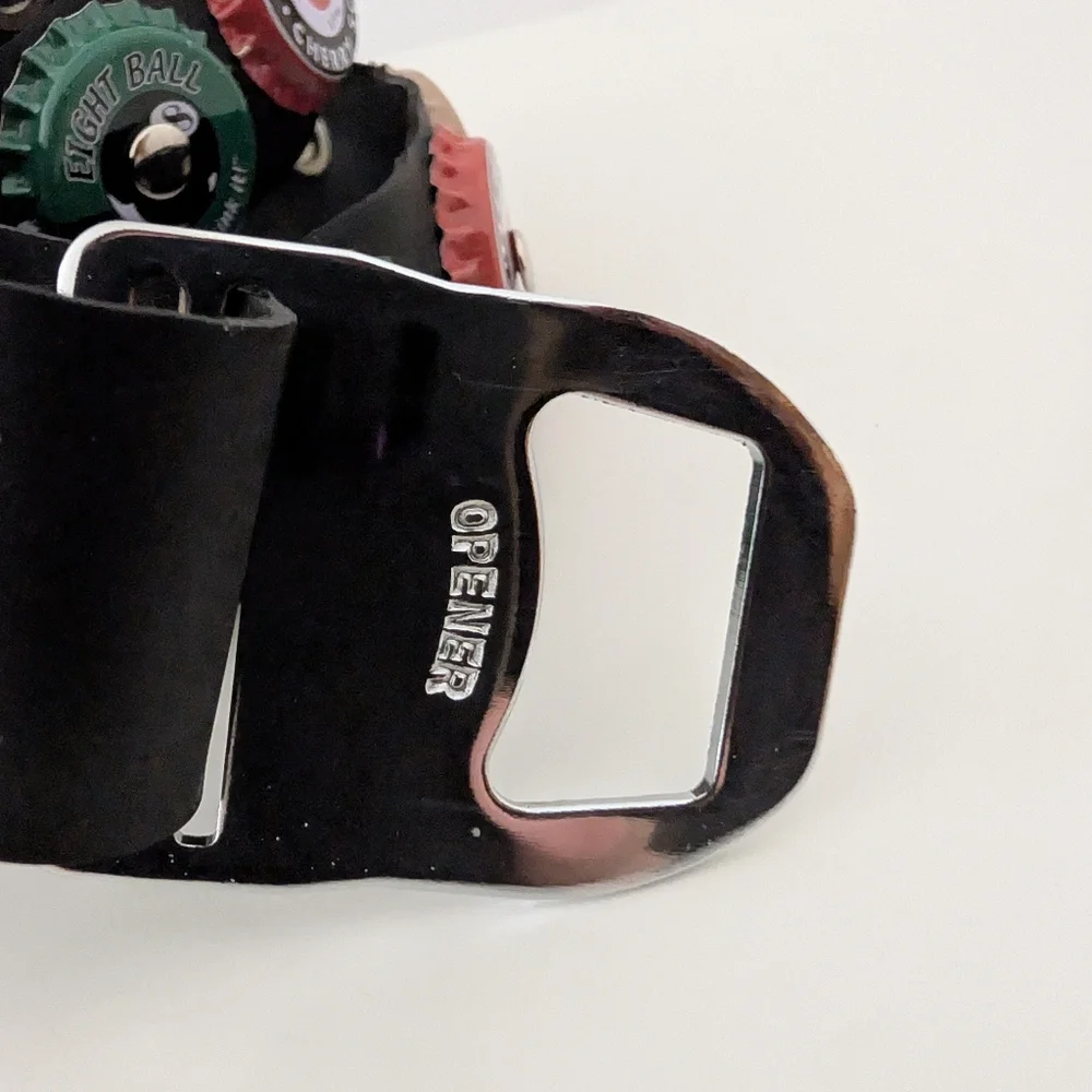Littlearth Bottle Cap Belt - Picture 4 of 6